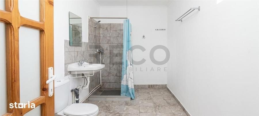 Casă cu 5 camere cu Teren 3000 Mp în Oșorhei