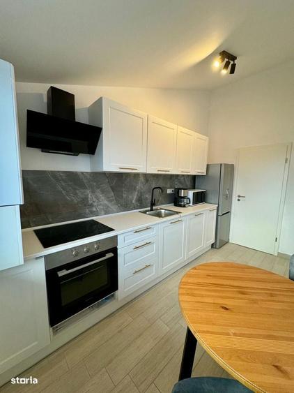 PRIVAT Garsoniera spatioasa, mobilata, mansardabila, panorama, balcon - 16