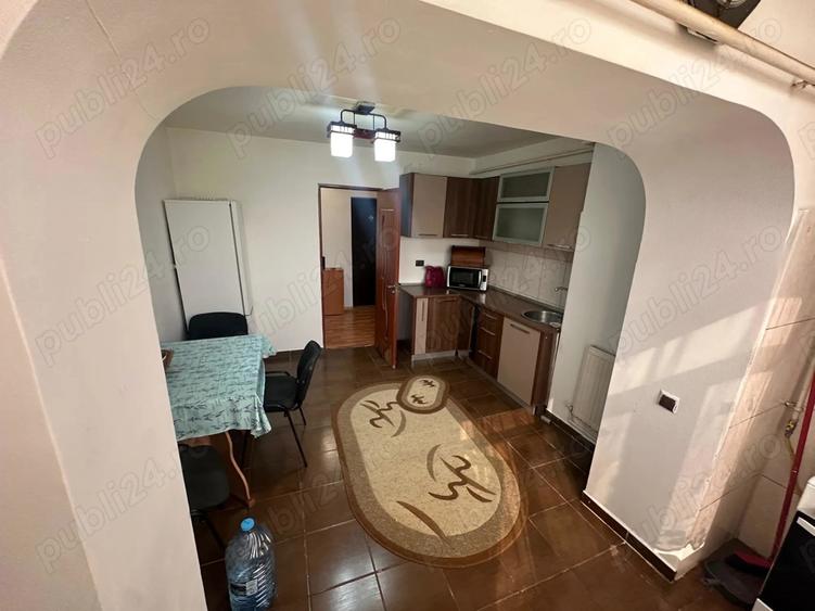 Vand apartament 2 camere - 2