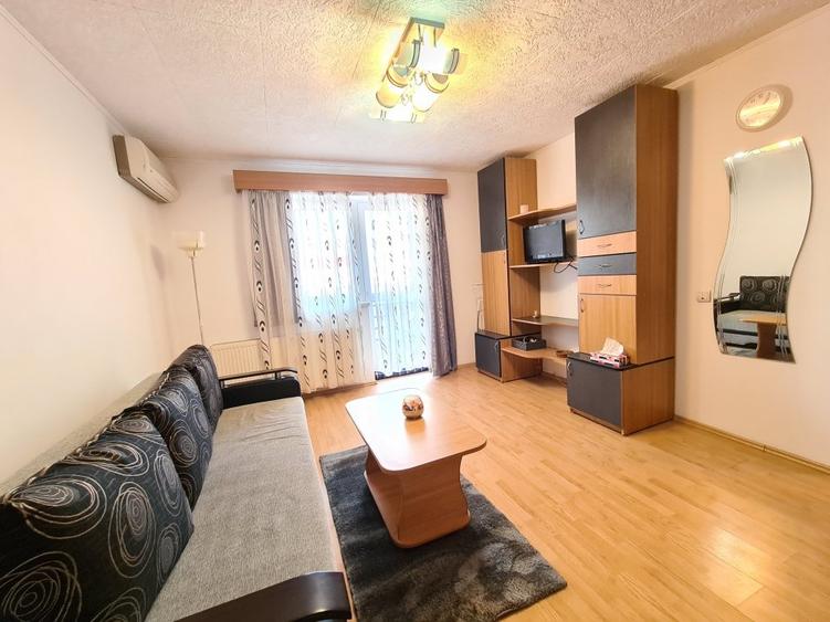 Rin Grand Hotel-Garsoniera cu loc de parcare-250 Euro - 2