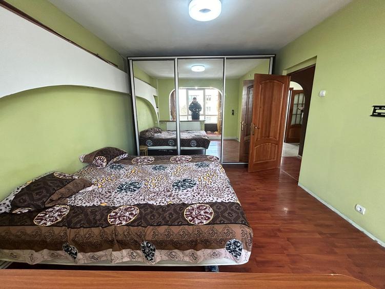 1 Decembrie 1918 4 Camere Etaj 3 81 Mp  Bloc 1976 5 Min Metrou - 9