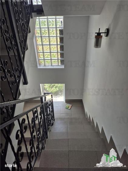 Oportunitate Investitie Vila Cu 3000 Mp Palazu Mare - 1