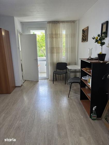 Garsoniera la metrou C georgian stradal - 5