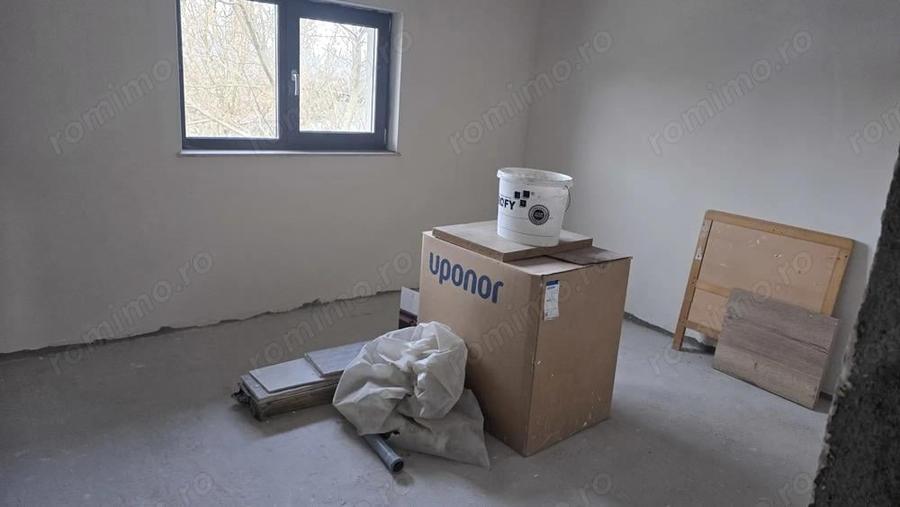 Vand casa in duplex in Deva, semifinisata, zona Garii (peste linia ferata), P+E+pod locuibil, - 2