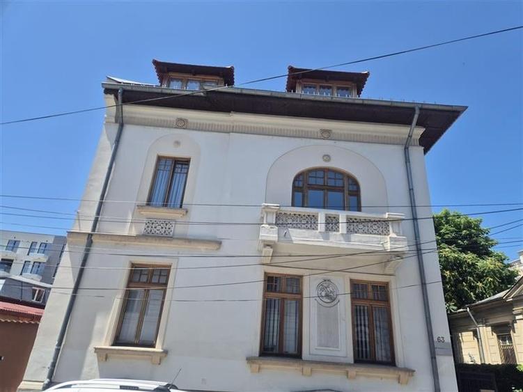 Vila interbelica renovata - de inchiriat pentru birouri - 14