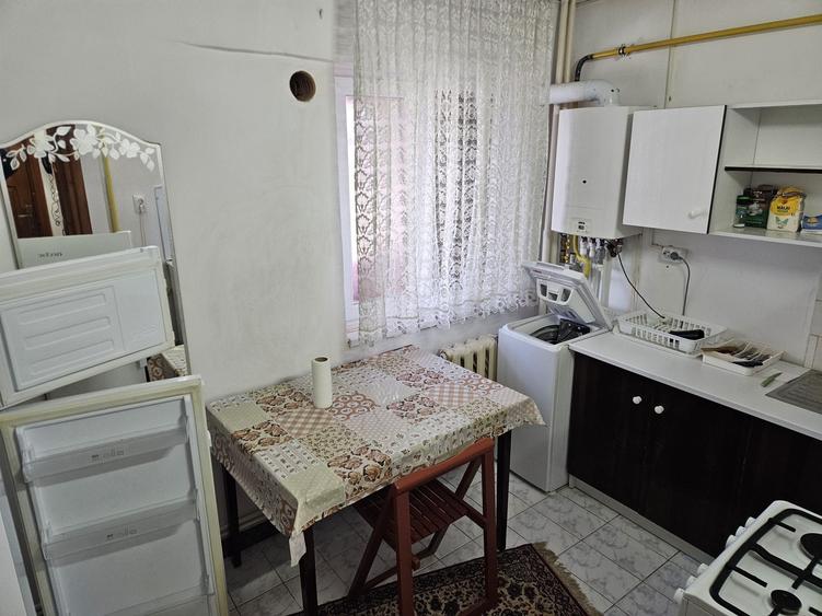 Garsonieră decomandată în Exterior Vest
