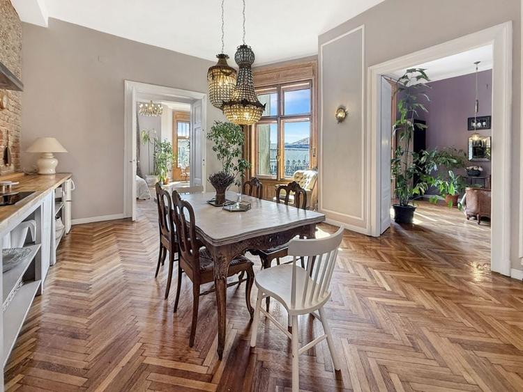 Apartament de 3 Camere cu Design Deosebit și Suprafață Generoasă! - 1