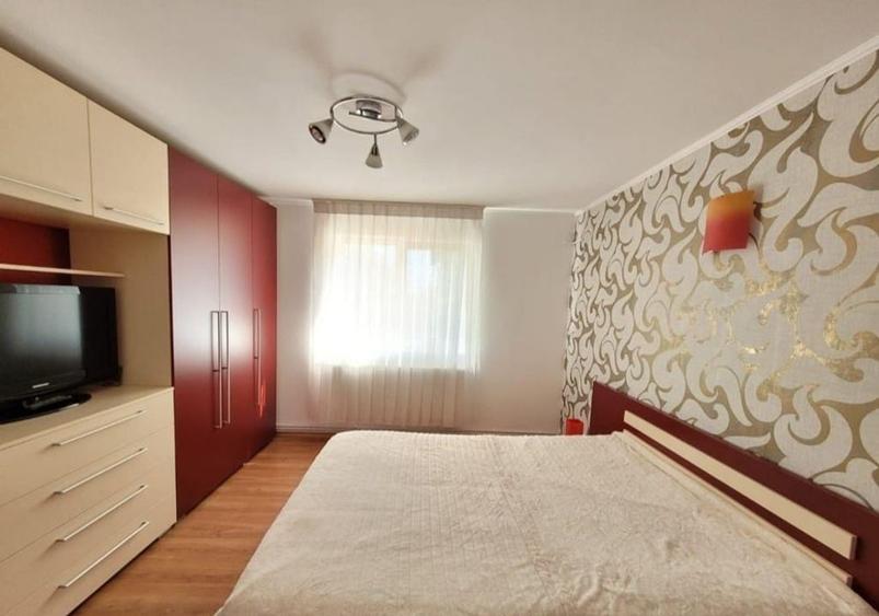 De vanzare Apartament 3 camere in Vila, Aparatorii Patriei, sector 4 - 3