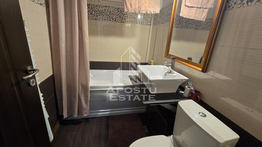 Apartament cu 3 camere, centrala proprie, zona Dacia - 11