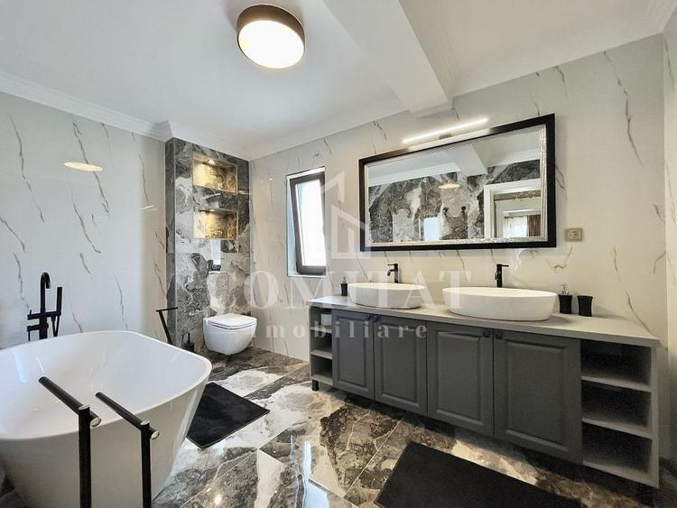 Casă ultramodernă cu terasă panoramică strada Voroneț - 12