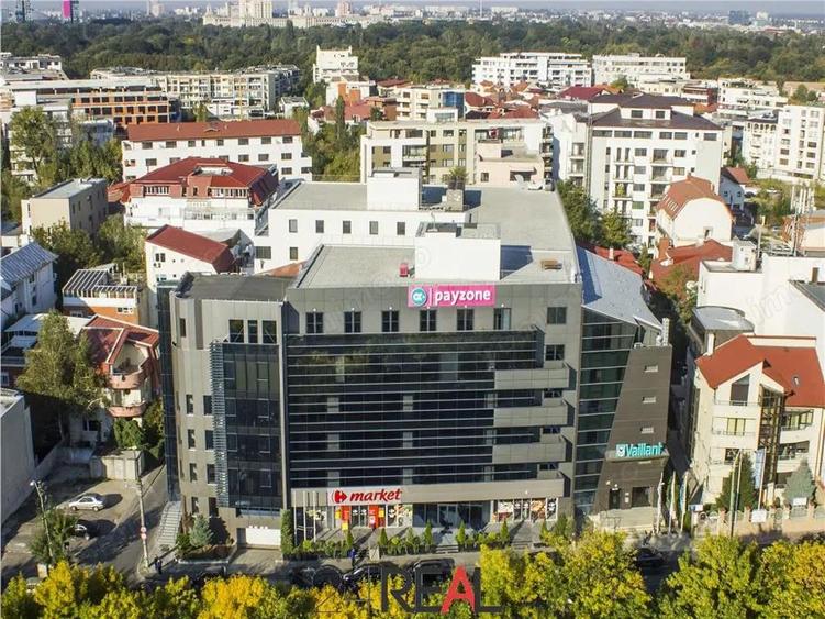 Cladire de birouri de vanzare - 7