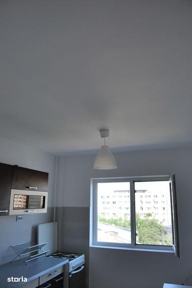 Apartament cu 3 camere decomandat în Militari