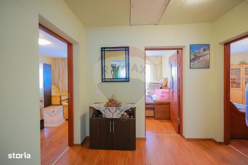 Casa cu 4 camere din caramida, de vanzare in zona Bratca-Damis - 2