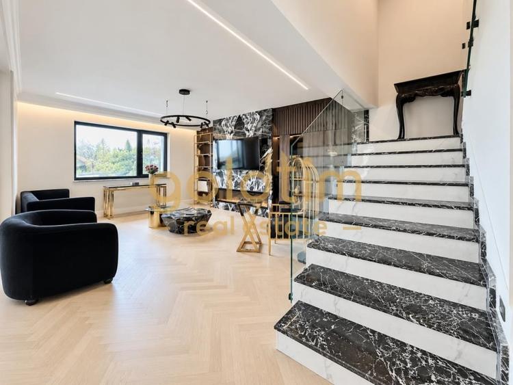 Duplex cu 4 camere cu Canalizare în Pipera