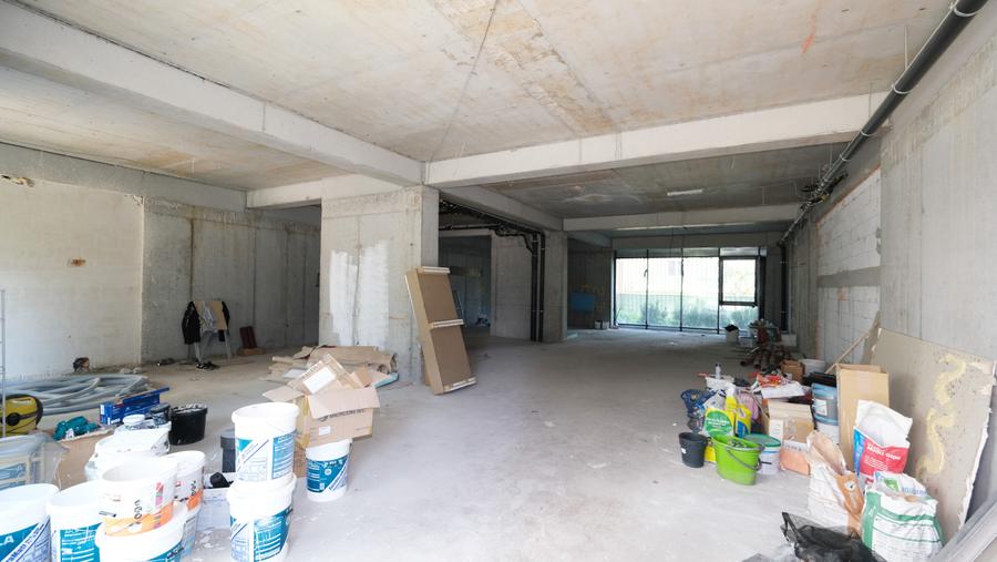 Vanzare 246 mp spatiu comercial in Cortina North si 3 locuri parcare - 8