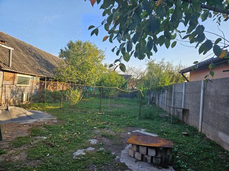 Vand sau schimb casa la Harau - 9