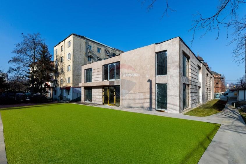 Spațiu comercial de inchiriat pretabil clinica - supermarket - 9