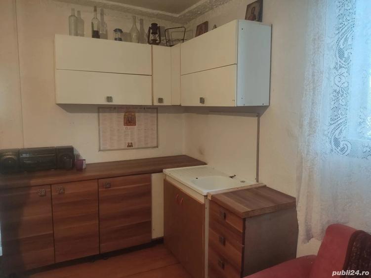 Vand casa la tara - 1