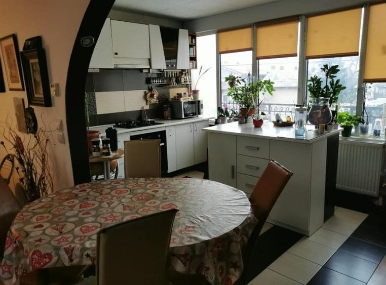 FARA COMISIOANE casa cu 6 camere 2 bucatarii P+1 TIGLA PISCINA BECI GARAJ - 52