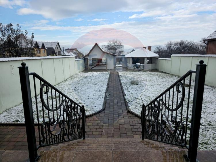 CASA SPATIOASA SI PRIMITOARE IN CENTRUL ORASULUI  AVRIG JUD,  SIBIU - 39