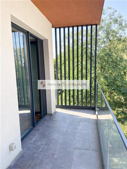 Apartament cu 2 camere semidecomandat, mobilat în Pipera