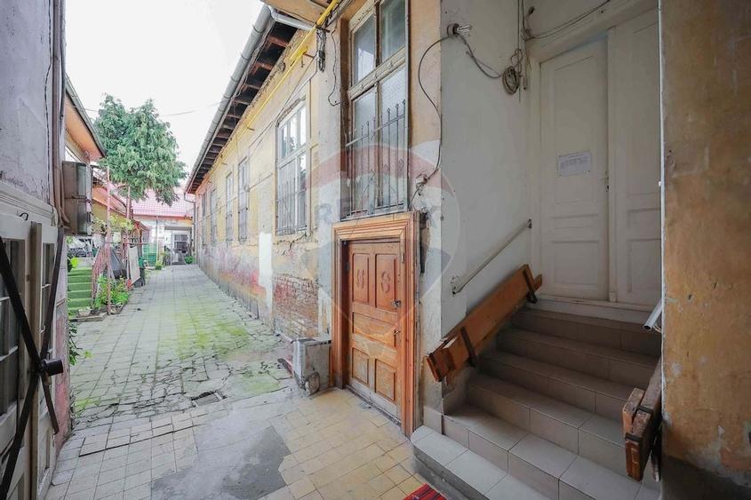 Casă de Vânzare cu 4 camere, Ultracentral - Cuza Vodă - 13