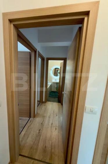 Apartament cu 3 camere decomandat, mobilat în Tractorul