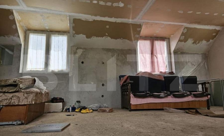 Casa de vanzare, 37 mp utili/nivel, teren 500 mp, zona Berc - 12