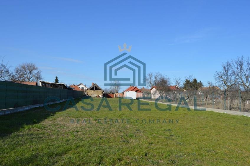 Teren 3500 mp împrejmuit, central, Biharia, lângă Profi, utilități - 5