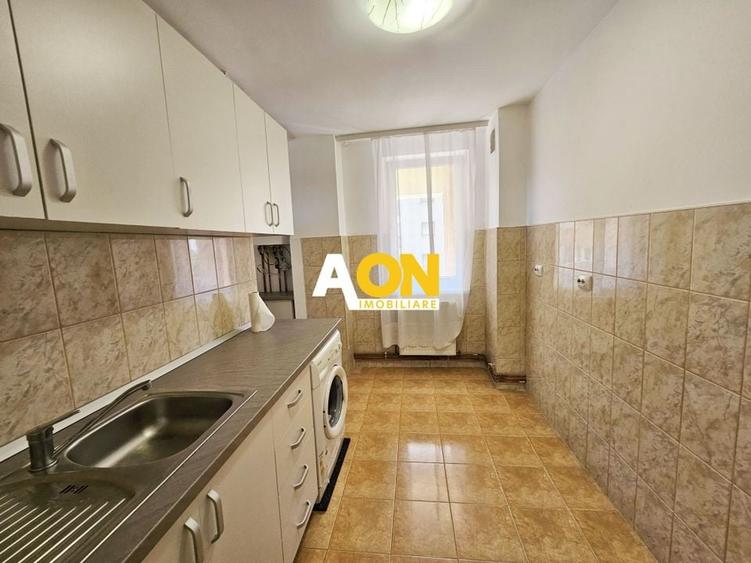 Apartament 3 camere, etaj 2, zona ultracentrala - 3