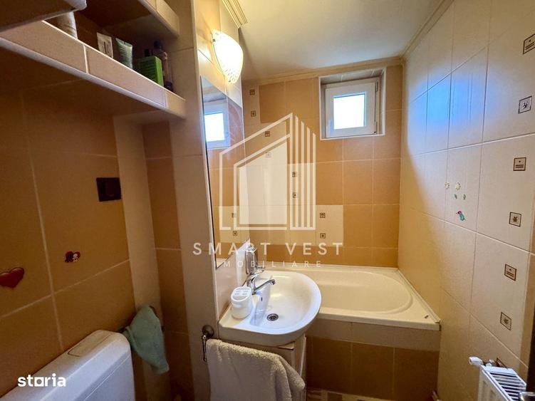 Apartament cu 3 camere decomandat în Careiului