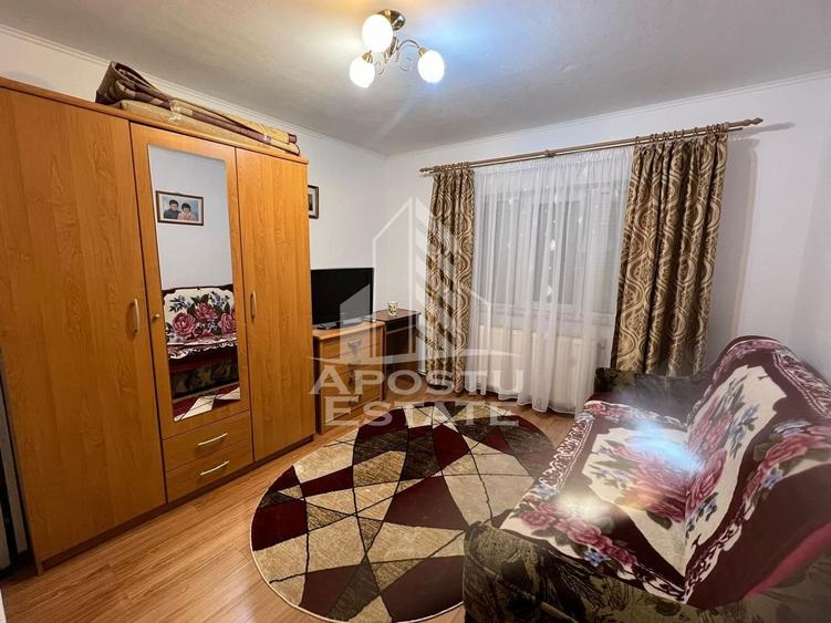 Apartament 2 camere, centrala propie, zona Soarelui - 4