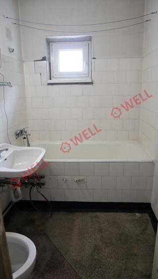 PROMOȚIE DE VARĂ!!! - De vânzare apartament situat în Tg.Mureș, str. Parângului - 12