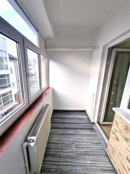 Metrou 1 Decembrie, Trapezului, Str. Burniței nr. 60F - 7