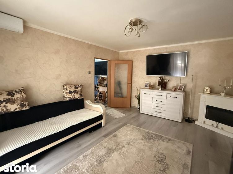 Vand apartament 2 camere tip R - 8