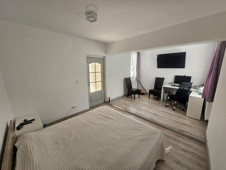 Casa 2 camere de vanzare,Piatra Neamt - 2