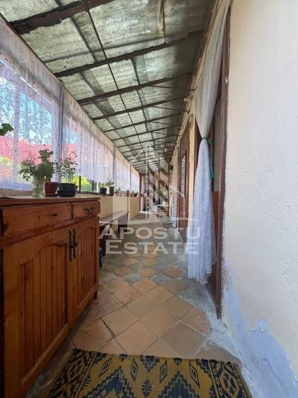 Casa cu 4 camere si teren de 2698 mp in zona Freidorf, Comision 0 - 6