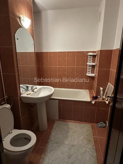 3 camere, decomandat, 67 mp, de inchiriat zona Dacia, Rond Dacia, Cod 160548