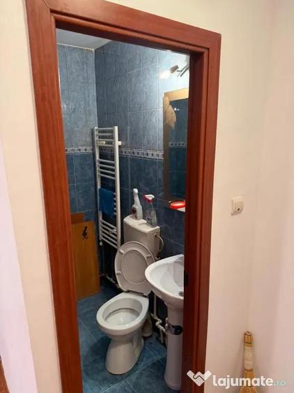 Garsonieră decomandată în Galata