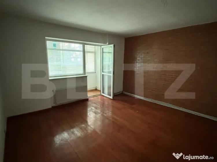 Apartament cu 3 camere, decomandat, zona George Enescu - 9