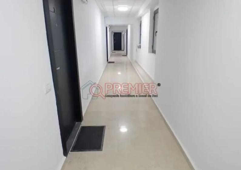 Sector 4 ! APARATORII PATRIEI - GARSONIERA + LOC PARCARE - - 6