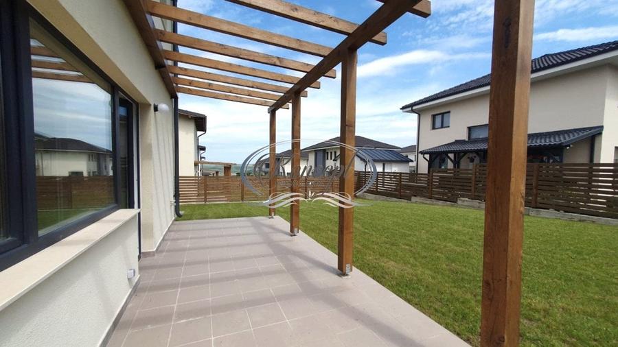 Casa individuala la prima inchiriere, in Dezmir - 2