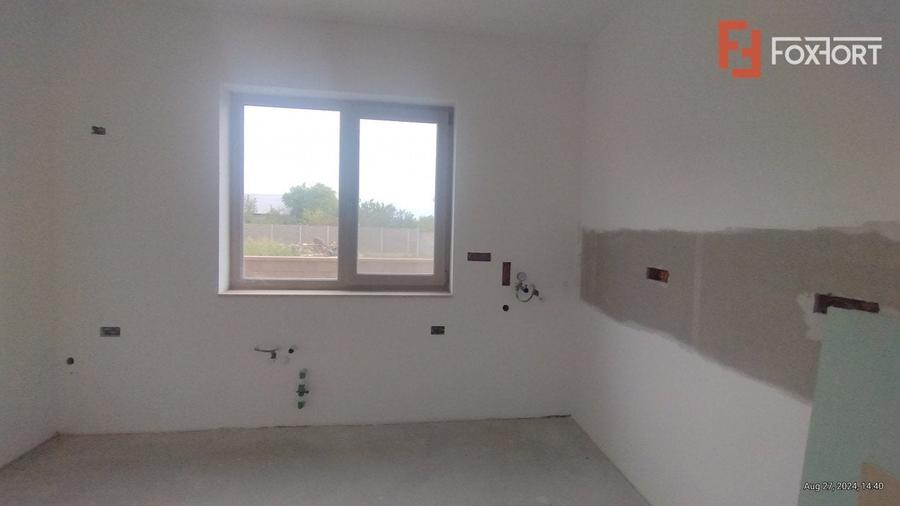 COMISION 0% Casa individuala 5 camere, Sacalaz - Zona centrala, garaj - 6