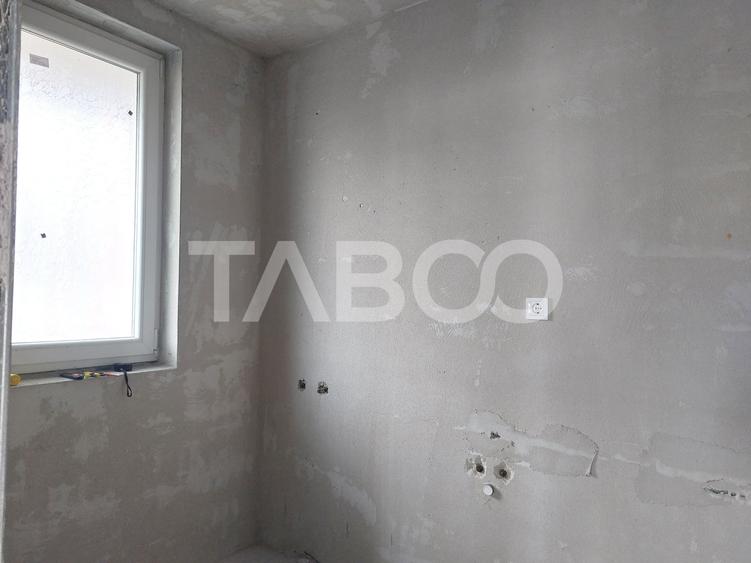 Apartament 3 camere 42 mp etaj 1 balcon loc parcare Cisnadie - 5