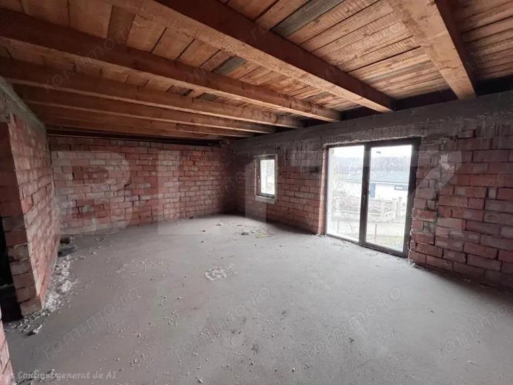 Pensiune in construc?ie cu poten?ial turistic ?i teren generos. 420mp utili - 14