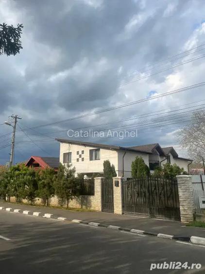 Casa spa?ioasa, complet mobilata, teren generos, Flore?ti, Prahova