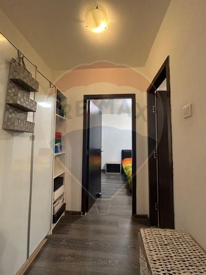 Inchiriere 2 camere semidec. Etaj 4/10 Al. Otesani Metrou - 6