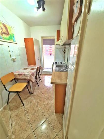 Apartament 3 camere decomandat, etaj intermediar Astra-Carpatilor - 7