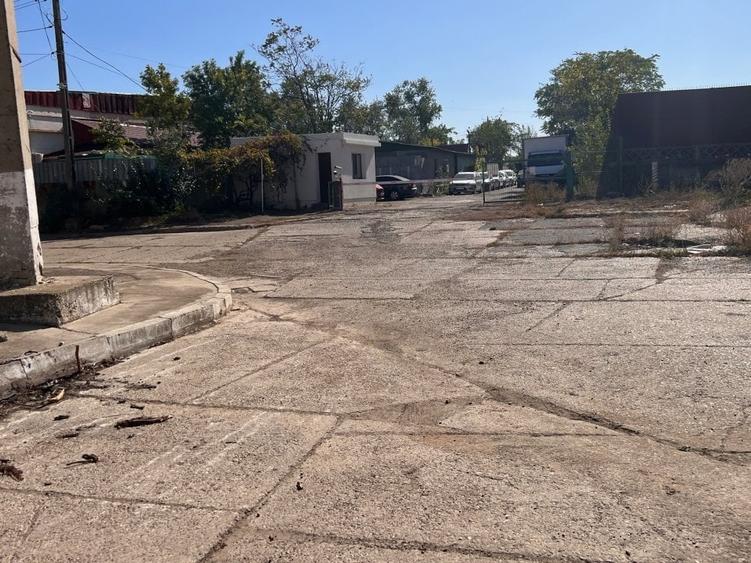 Vand teren si cladiri - Calea Prutului - 1