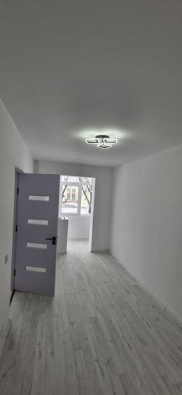Vand apartament 2 camere - 5